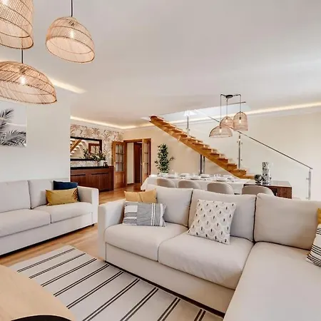 Premium Cascais Living With Swimming Pool *