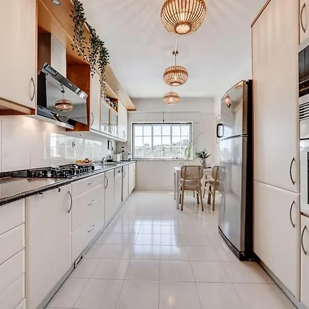 Premium Cascais Living With Swimming Pool Apartment